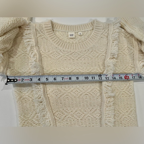 GAP Wool Blend Cable Knit Frilly Cream Fringe Extra Small Sweater - Picture 6 of 13
